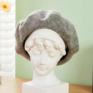 Chapeau de béret Français de grande taille, béret vintage pour femmes, béret de couleur unie surdimensionné, béret dautomne 100% laine, béret personnalisé, casquette de bérets rouge/noir Light grey