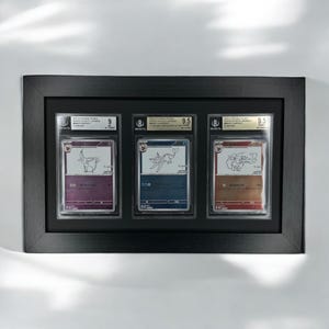 Benutzerdefinierter BGS/Beckett Kartenhalter, Wandrahmen: 3 Gitter für Pokemon/Sport/NBA/NHL Graded Trading Cards. Sammelkarten