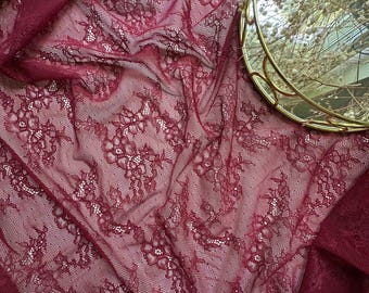 Bordeaux Stretch Spitzenstoff - breite florale Dessous-Spitze 155 cm