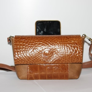Leather Phone Bag, Leather Pouch, Crossbody Phone Bag, Brown Italian Leather Pouch, Tan Leather Festival bag, Handy leather bag