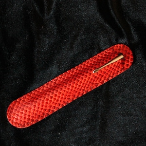 Portapenna pelle Black cocodrilo, Custodia penna pelle donna, Astuccio penna pelle rossa, Porta penna pelle Custodia penna pelle artigianale