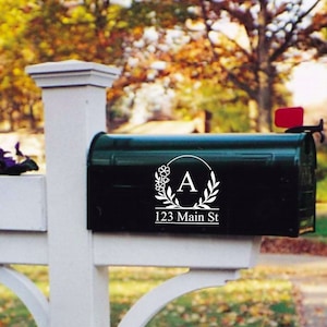 Adesivo con monogramma floreale personalizzato per la cassetta postale