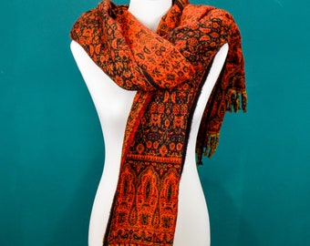 TIBET Schal aus Yakwollemix in feinem floralen Muster Nr. 04