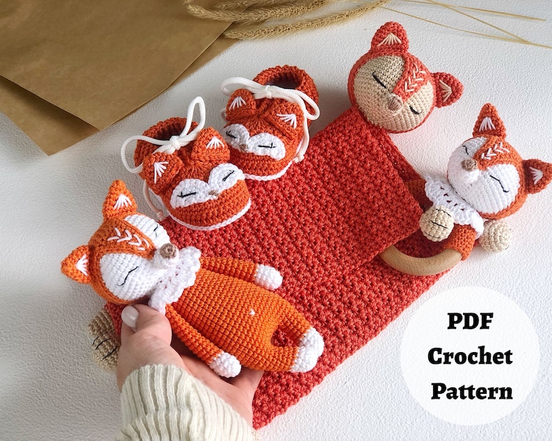 crochet newborn prop pattern, crochet newborn toy, trendy baby pattern