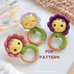Daisy Flower Crochet Pattern - Flower amigurumi crochet pattern, Flower Decor, Flower Bouquet, Baby Rattle Tutorial - PDF Download
