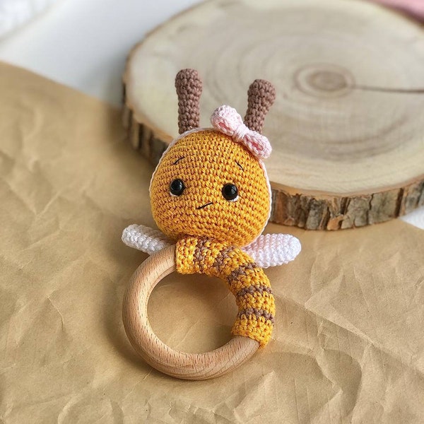 Amigurumi Bee CROCHET PATTERN: Petunia The Bee rattle crochet pattern, Bee Teethe crochet pattern, Amigurumi bee rattle crochet pattern