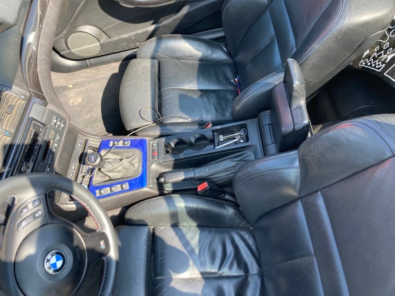 BMW E46 Getränkehalter Einfache Installation, passt sowohl für RHD als auch  für LHD - .de