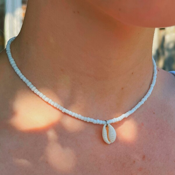Perlenkette mit Muschel | Perlenkette Sommer | personalisierbare Perlenkette | Muschelkette | Edelstahlkette