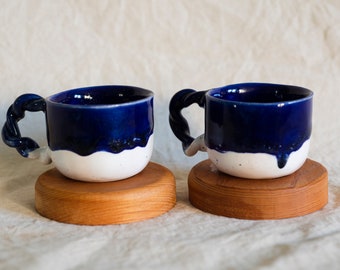 Espresso en céramique bleue et blanche, tasses à café turques, pour cadeau amateur de café, idée cadeau, tasses à café avec soucoupe en bois
