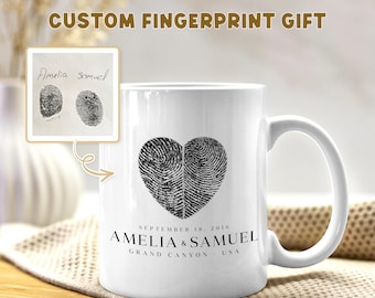 Taza personalizada con forma de corazón y huella dactilar: recuerdo de aniversario de bodas personalizado