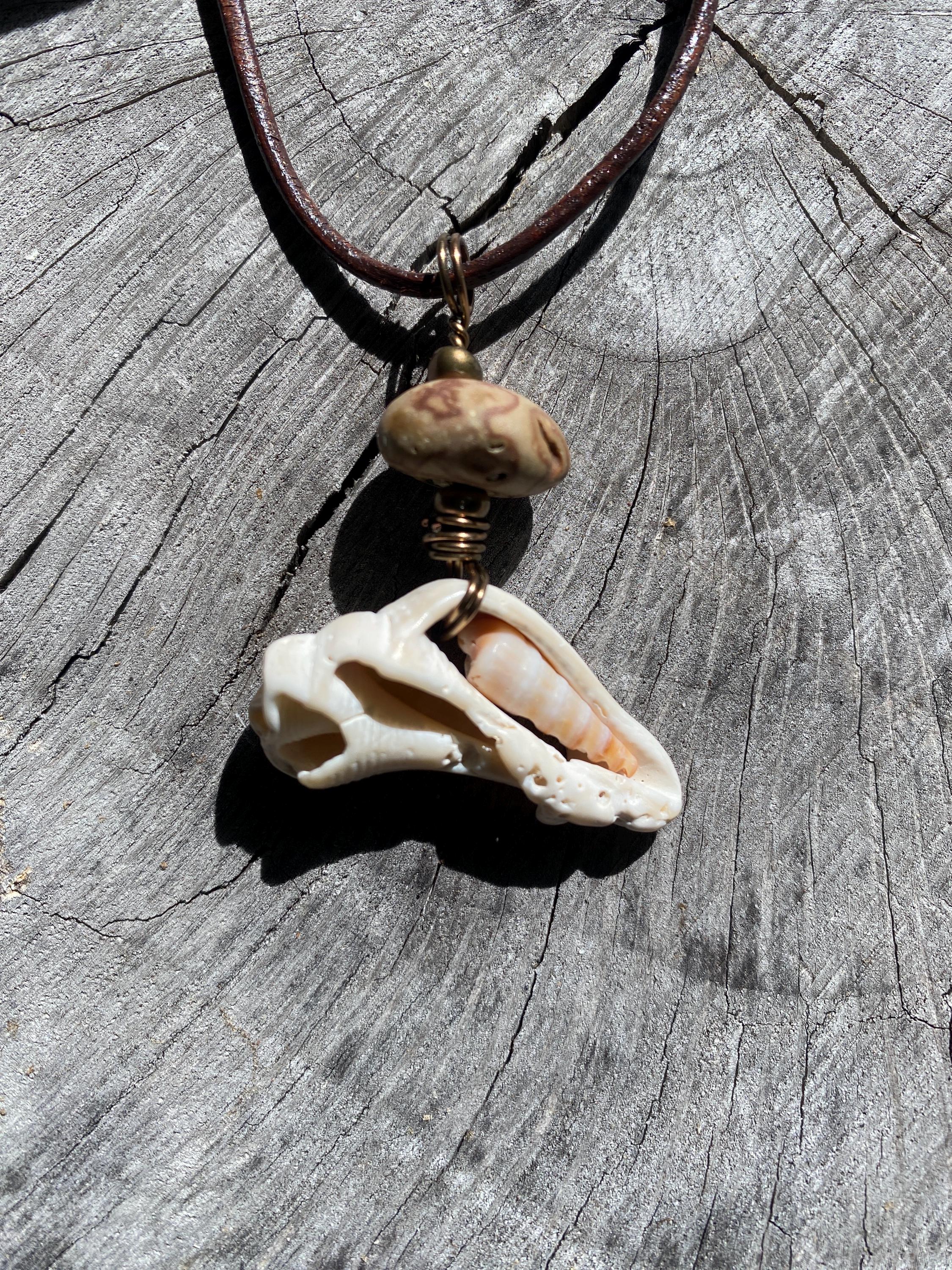 Hag stone necklace, Holey Stones, Beach Stone Jewelry, Odin Stone, Celtic Necklace, unisex necklace, natural holey stone