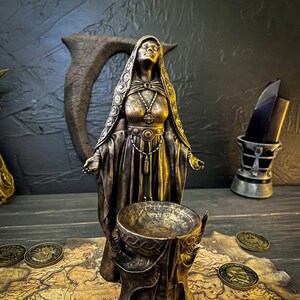 Mara Statue Skyrim, The Elder Scrolls V Decor and Cosplay, Goddess of the Nine Divines, Mother-Goddess, Goddess of Love, Mara Figurine