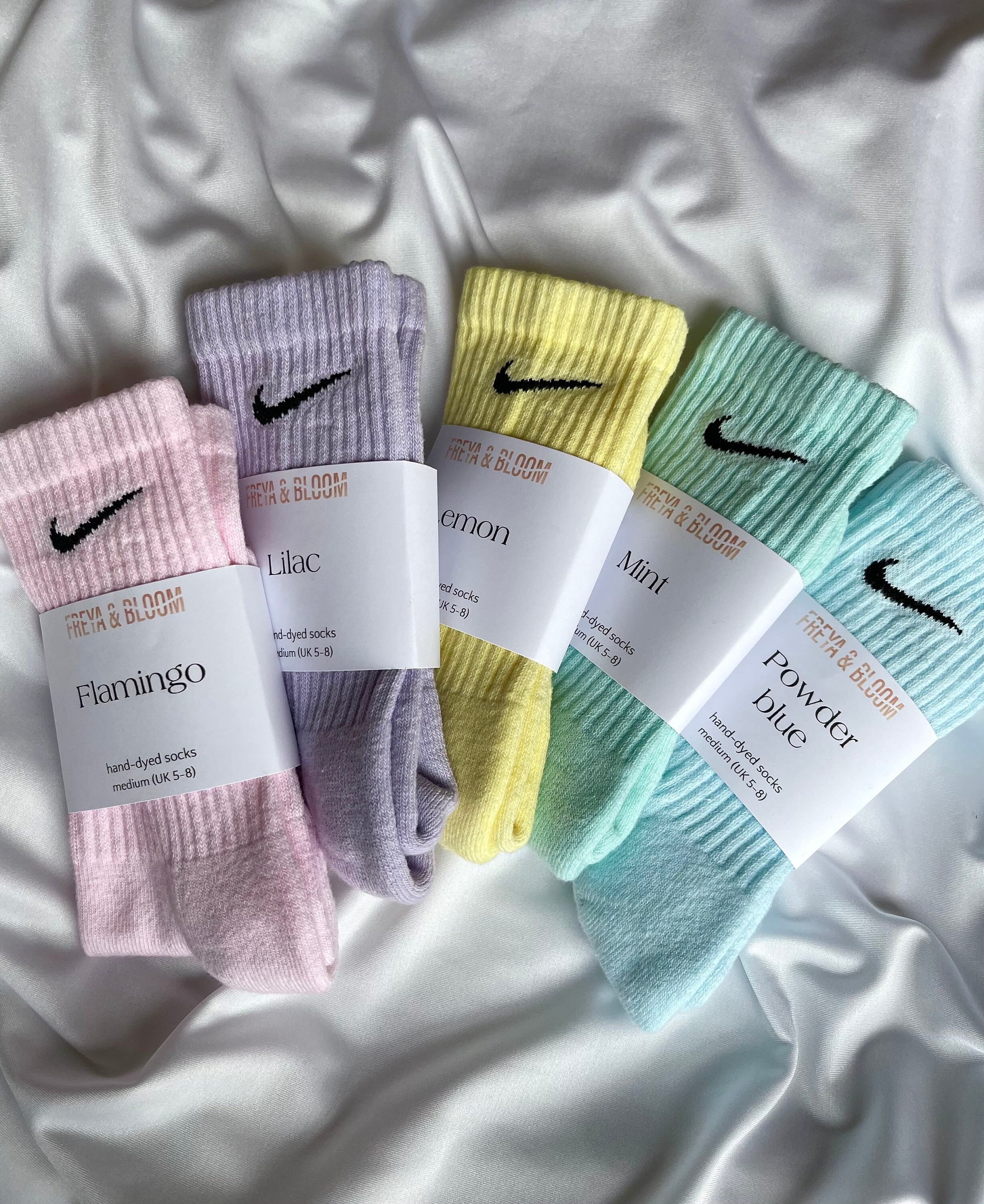 nike pastel color socks