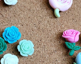 Flower Thumbtacks and Push Pins, Office or Campus, Bullietin board or Corkboard, Home Decor