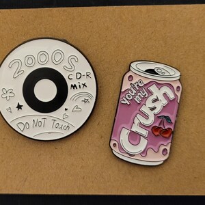 Retro, Old School, 90's Style Enamel Pins, Rubix Cube, Gameboy, Cassette, Phone Mix CD