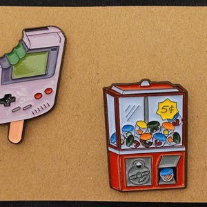 Retro, Old School, 90's Style Enamel Pins, Rubix Cube, Gameboy, Cassette, Phone Gumball Machine