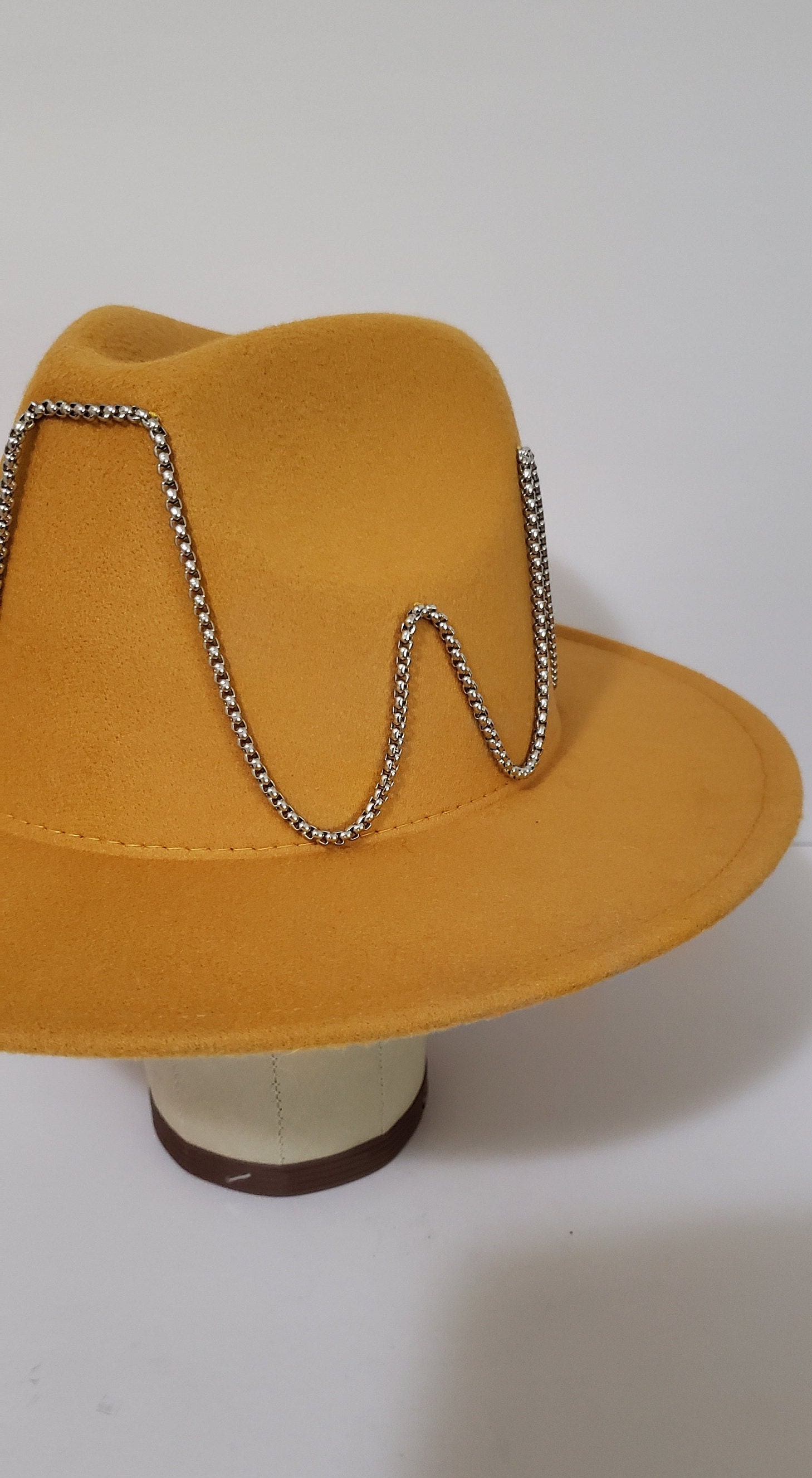 DKNY Gray Wool Fedora with Gold Chain Accent Milton Gold Capeline – French-Made Black Wool Hat with Gold  main image 4