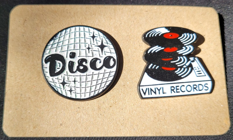 Retro, Old School, 90's Style Enamel Pins, Rubix Cube, Gameboy, Cassette, Phone Disco
