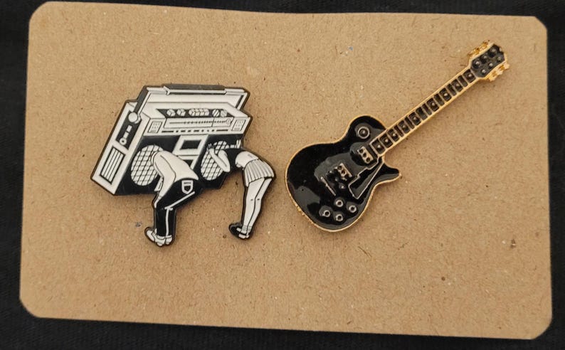 Retro, Old School, 90's Style Enamel Pins, Rubix Cube, Gameboy, Cassette, Phone Black Guitar