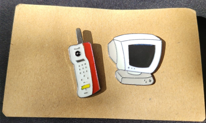 Retro, Old School, 90's Style Enamel Pins, Rubix Cube, Gameboy, Cassette, Phone 90s Computer