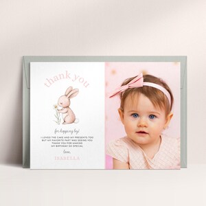 Pink Bunny Bedankt voor het hoppen op foto Bedankkaartsjabloon, bewerkbare pastel konijn 1e verjaardagsfeestje Opmerking Corjl Instant Download 046