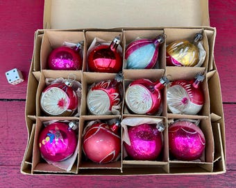 Vintage Box of 12 Glass Christmas Tree Ornaments | Box of 12 Glass Christmas Baubles