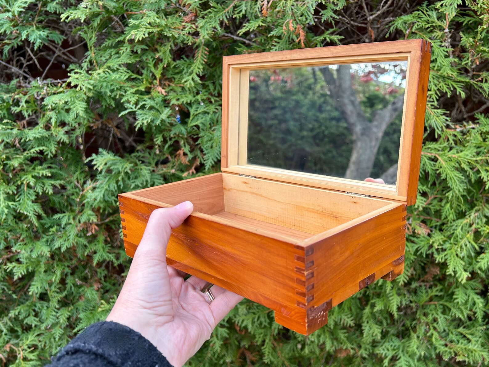 vintage-small-wooden-jewelry-stand-with-mirror-small-wooden-jewelry-box