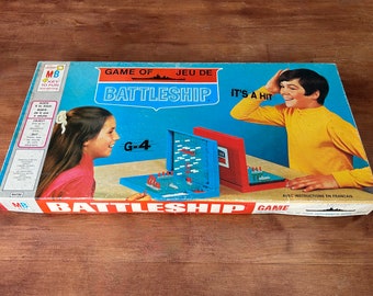 Vintage BATTLESHIP by Milton Bradley for 2 players - Board game for 2 players aged 8 and over French & English