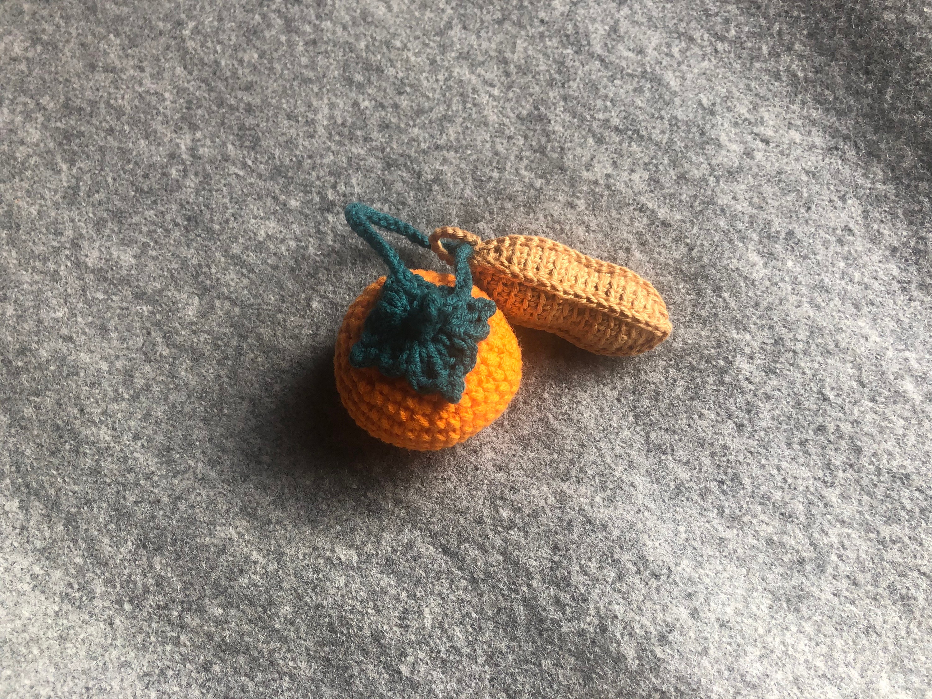 Porte-Clés Rouge Crochet Fait À La Main Kaki Cacahuète Pendentif Porte-Clés Esthétique Ornement Cloche Accessoires Pour Portefeuille Sac Clé De Voiture