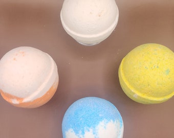 4 Pack Bath Bomb Set| Bath Bombs| Bubble Bath| Birthday gift| Christmas gifts| Affordable|