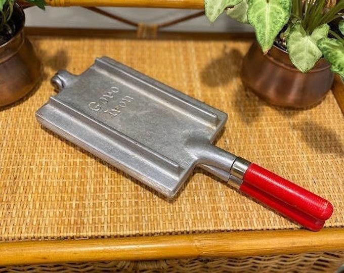 View of 40 Scandinavian-Style Christmas Decor Ideas You Will Adore