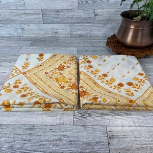 Vintage Perma Prest Orange Pattern Set of Standard Pillowcases Bed Linen 60&#39;s, 70&#39;s - Flower Pattern Pillowcases, set of Two