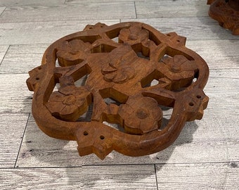 Vintage Holz geschnitzte Untersetzer - Hot Mat