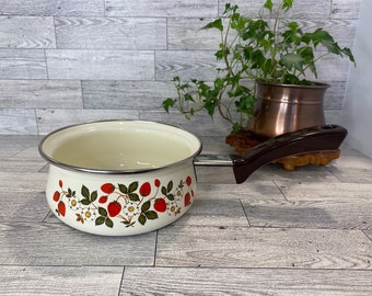Vintage 1 Quart Strawberries & Cream Open Saucepan - Porcelain on Steel Vintage Cookware