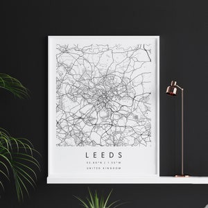 Leeds United Kingdom, Digital Art Map, Digitaldruck Poster, Schwarz-Weiß Stadtplan, Unikat, Geschenkkarte, Zeitgenössische Karte, Moderne Karte