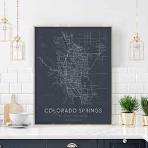 Colorado Springs Colorado, Carte d’art numérique, Affiche numérique, Carte neutre de la marine et de la ville blanche, Unique, Cadeau, Carte contemporaine, Moderne