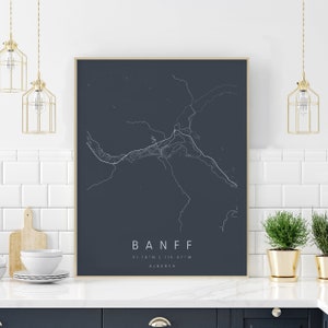 Banff Alberta, Digitale Kunst Karte, Digitaldruck Poster, Neutrale Marine und Weiße Stadt Karte, Unikat, Geschenk Karte, zeitgenössische Karte, moderne Karte