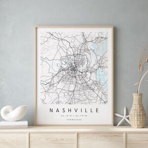 Nashville Tennessee, Digital Art Map, Digitaldruck Poster, Blau-Weiß Stadtplan, Unikat, Geschenkkarte, Zeitgenössische Karte, Moderne Karte