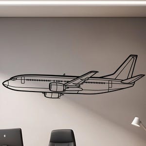 B737-300 Angle View Metal Airplane Wall Art – Boeing Jetliner Decor for Pilots, Airline Crew Room Accent, Airplane Metal Sign Gift Idea
