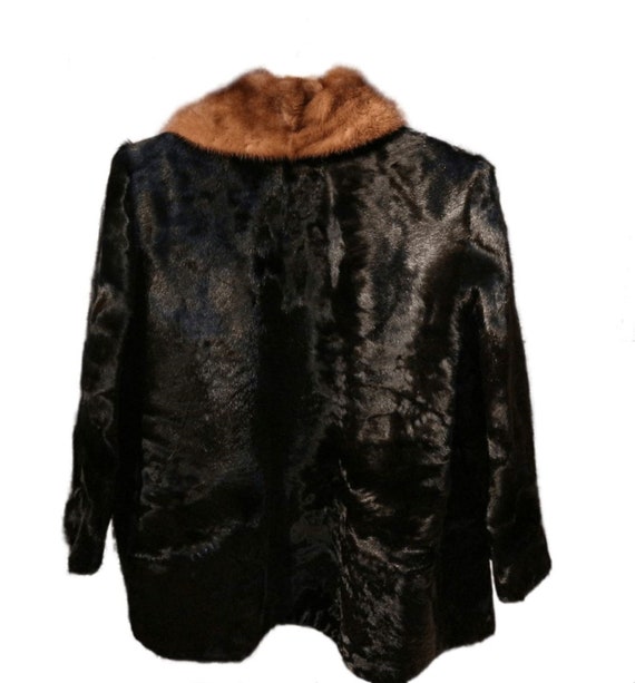 Vintage Ladies' Fur Coat of wonderful quality - m… - image 7