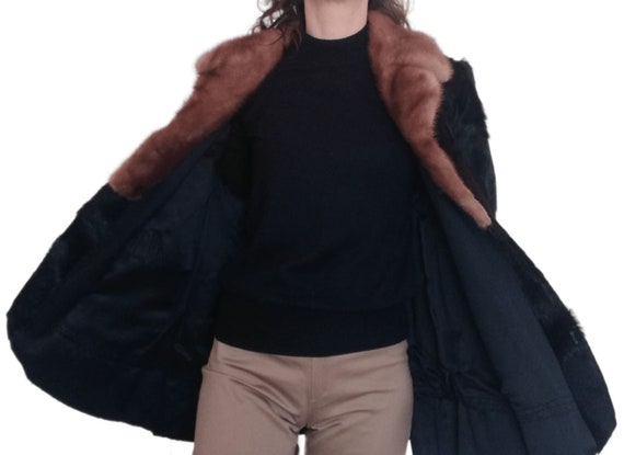 Vintage Ladies' Fur Coat of wonderful quality - m… - image 6