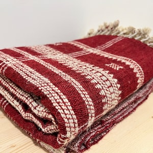RICHA || Dark Red Indian Wool Throw