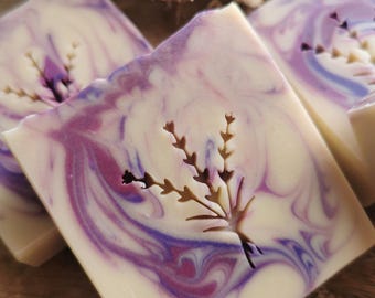 Naturseife "Lavendel Amber", vegan, palmölfrei, handgemacht, Geschenk