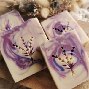 Natural soap "Lavender Amber", vegan, palm oil-free, handmade, gift image 3