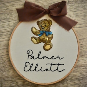 Baby Name Announcement, Embroidered Name Sign, Teddy Bear Baby Name Sign, Birth Announcement, Newborn Hospital Sign, Bear Sign