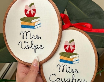 Teacher Embroidery Sign, Teacher Sign, Teacher Gift, Teacher Desk Decor, Classroom Decor, End of the Schoolyear Gift, Teacher