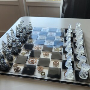 Resin Chessboard – Arte & Sintonia