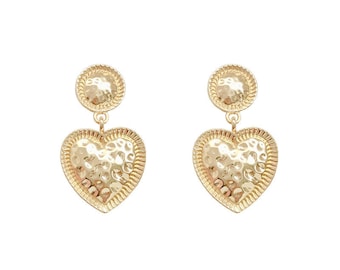 Heart shaped statement earrings earring 14k gold plated golden jewelry ear rings love themed valentines day gift idea romantic ear hangers