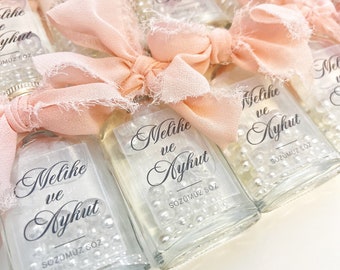 Personalized pearl necklace | Glass bottle | Cologne water | Personalized party favors | Baby shower | Easter gifts |
