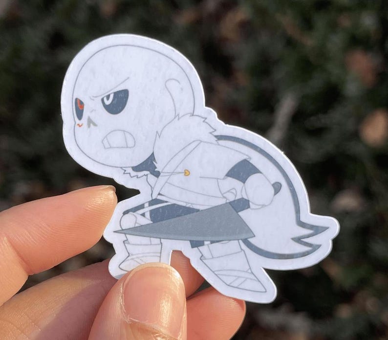 A skeleton character holding a giant knife blade and preparing for battle.